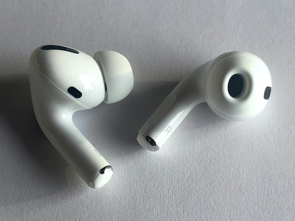 Apple ma problem ze słuchawkami. Wadliwe wymieni za darmo