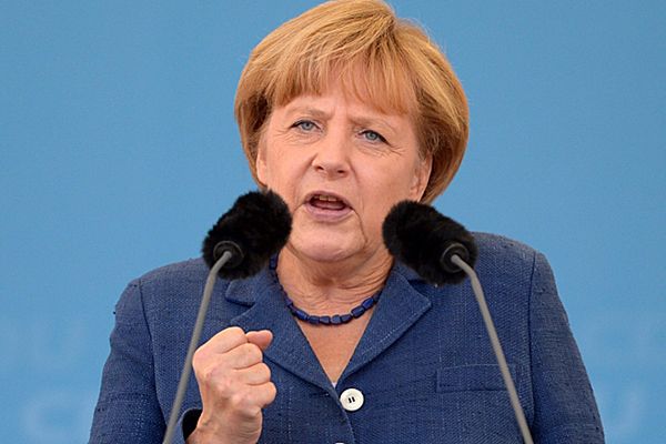 Angela Merkel krytykowana za sprzeciw wobec adopcji dzieci przez gejów