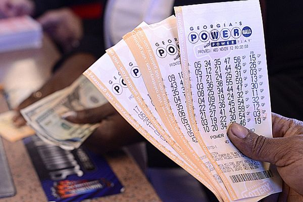 Rekordowa wygrana 590,5 mln USD w loterii Powerball