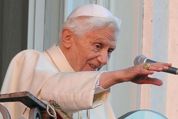 Rzecznik Watykanu ujawnia, co robi teraz Benedykt XVI