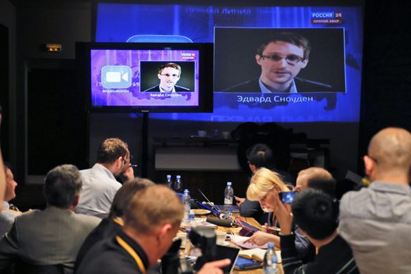 Edward Snowden krytykowany za udział w telekonferencji Putina