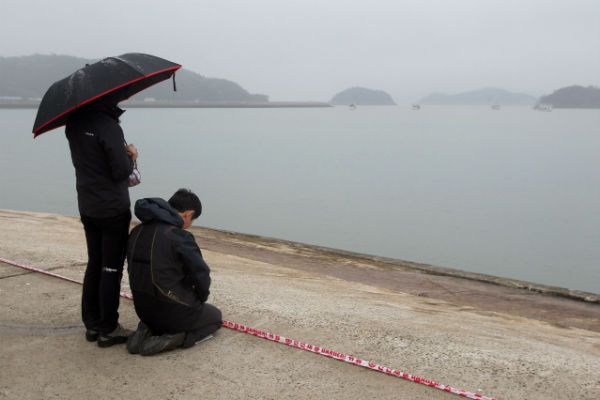 Liczba ofiar katastrofy promu w Korei Południowej przekroczyła 240