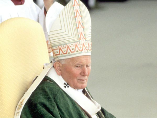 Kobieta uzdrowiona przez papieża będzie w Polsce