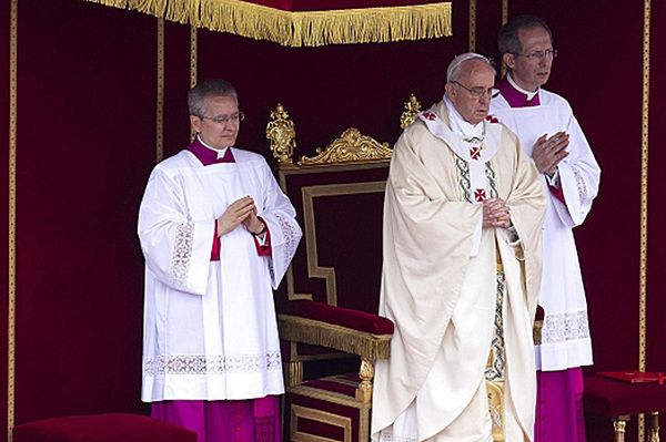 Pierwsza kanonizacja papieża Franciszka, od razu rekordowa