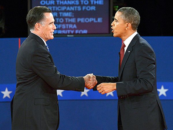 Sondaż: Równe szanse Obamy i Romneya przed ostatnią debatą