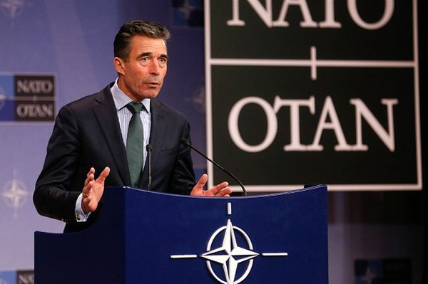 Anders Fogh Rasmussen: nie mamy informacji o planach interwencji Rosji na Ukrainie