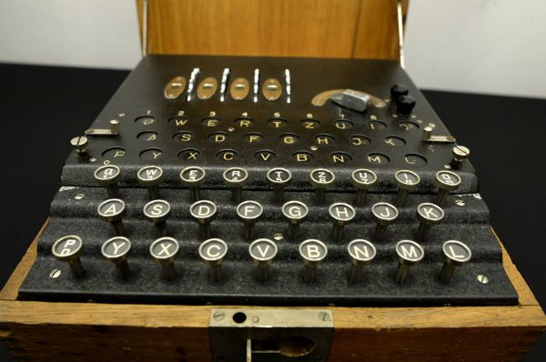 Muzeum Techniki do likwidacji, a Enigma na bruk?