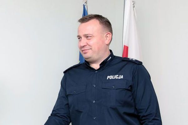 Wyróżnienie dla policjanta, który uratował 2-letniego Adasia przed zamarznięciem