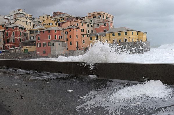 Capri i Sardynia odcięte od świata