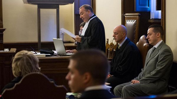 Paolo Gabriele na sali sądowej