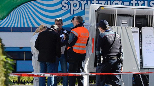 Policjanci na miejscu tragedii