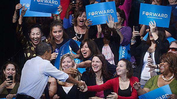 Barack Obama podczas spotkania z jego zwolenniczkami