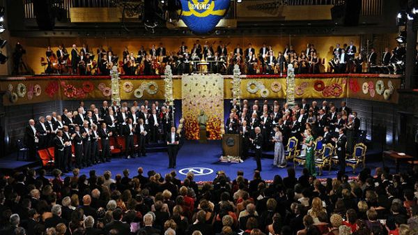 Mo Yan odbiera Nagrodę Nobla w dziedzinie literatury