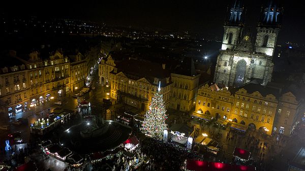 Choinka na Starym Mieście w Pradze