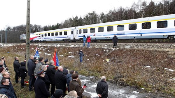 Uroczystości w miejscu katastrofy w Chałupkach pod Szczekocinami