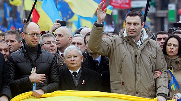 Jarosław Kaczyński podczas marszu w Kijowie