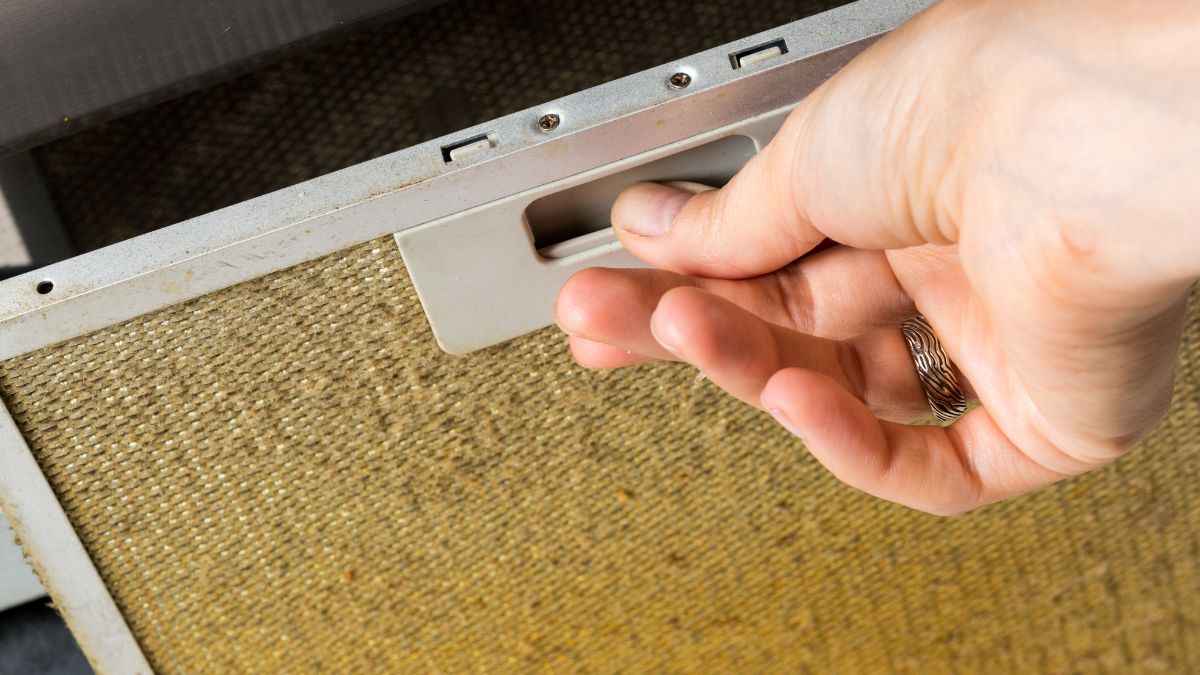 Jak wyczyścić okap?