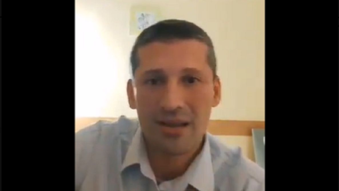 Marek Majcher "Czujny" poszukiwany listem gończym. Znieważył zamordowanych policjantów. 