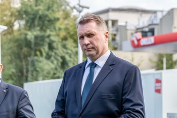 "Najdroższa zima w historii". Odpowiedź PiS na wysokie rachunki