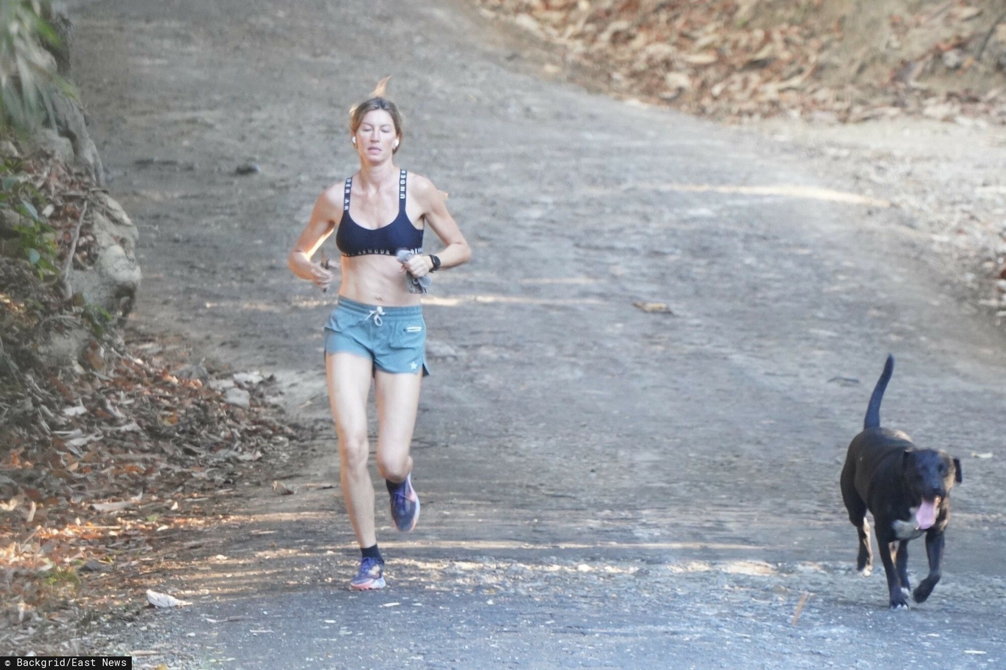 Gisele Bundchen uprawia jogging w Kostaryce
