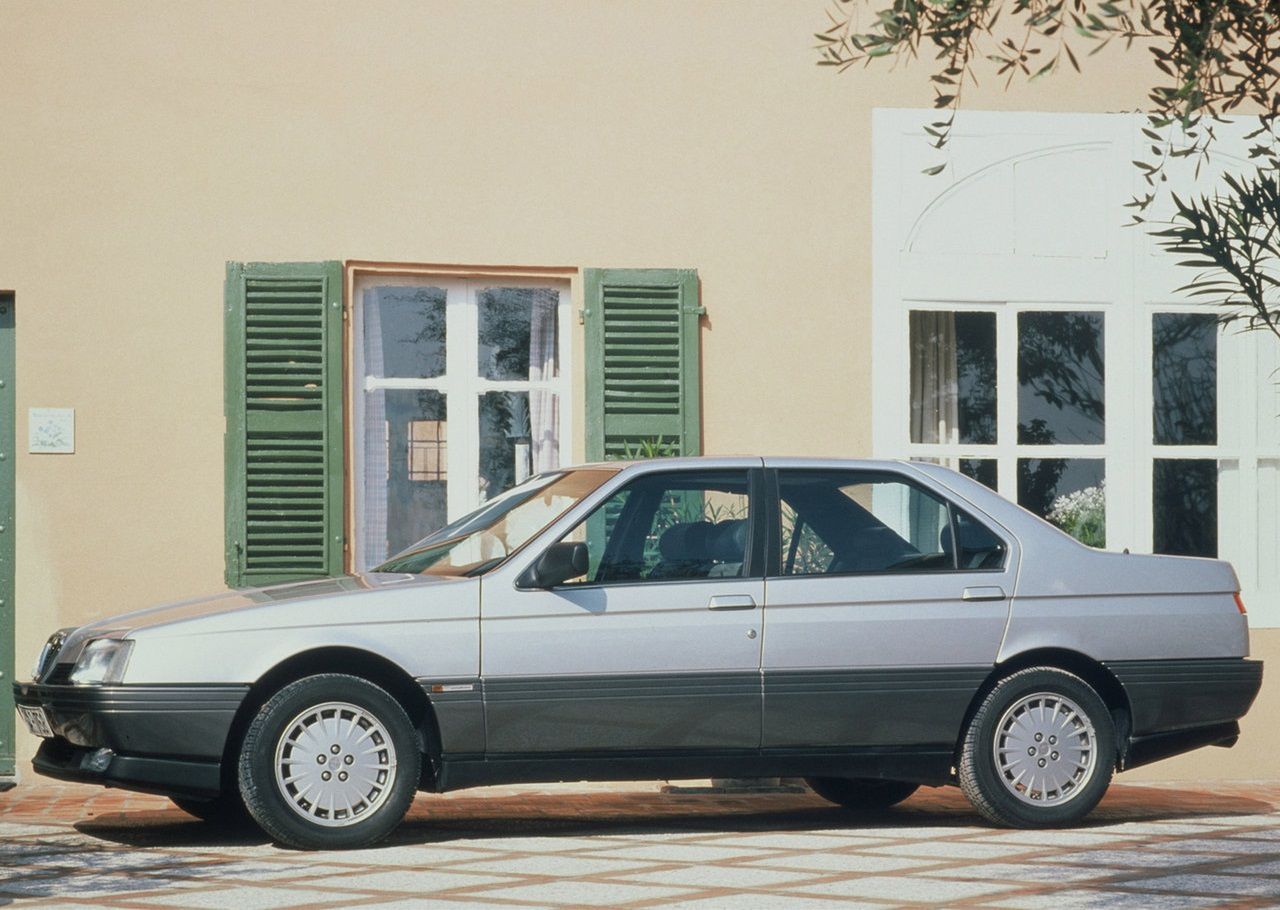 Najciekawsze modele w historii marki Alfa Romeo [galeria] 25