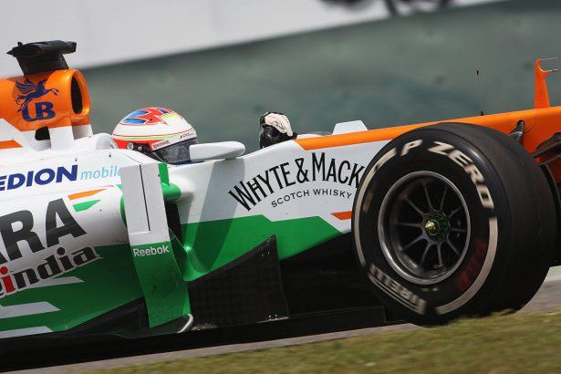 Pirelli zaoferuje dodatkowy komplet opon w F1