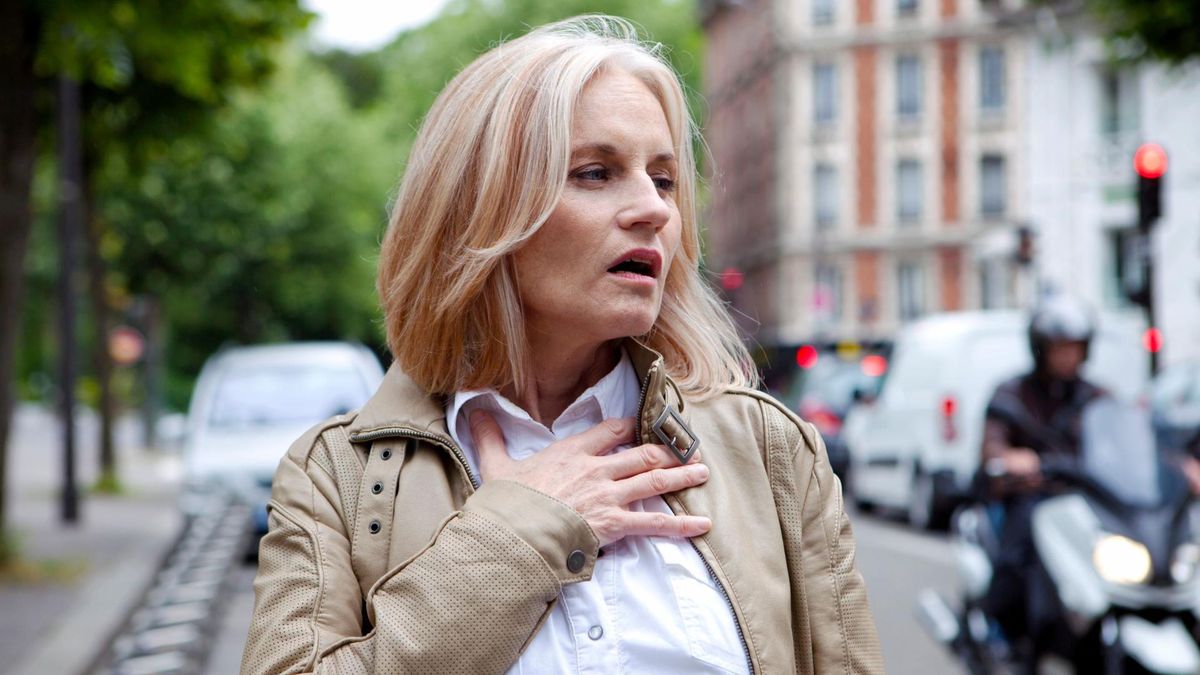 Pierwsze objawy tętniczego nadciśnienia płucnego są często niespecyficzne.