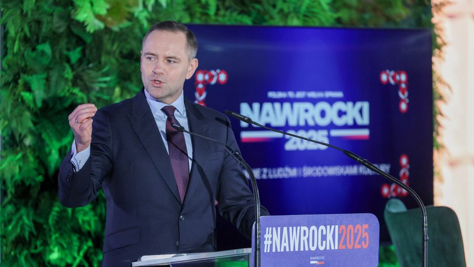 Warszawa, 07.04.2025. Wybory Prezydenta RP 2025 - kampania. Kandydat Komitetu Obywatelskiego w zbliżających się wyborach na fotel prezydenta RP, popierany przez Prawo i Sprawiedliwość, prezes Instytutu Pamięci Narodowej Karol Nawrocki podczas spotkania z przedstawicielami kultury, 7 bm. w Centrum Konferencyjnym ADN w Warszawie. (sko) PAP/Rafał Guz