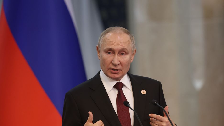 BISHKEK, KYRGYZSTAN - DECEMBER 9: (RUSSIA OUT) Russian President Vladimir Putin gestures during his press conference at the Eurasian Economic Summit on November 9, 2022 in Bishkek, Kyrgyzstan. Leaders of Russia, Belarus, Kazakhstan and Armenia gathered in Kyrgyz capital, hosting the Eurasian Economic Union (EAEU) Summit. (Photo by Contributor/Getty Images)