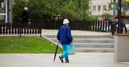 Emerytury dla opozycjonistów. Senat jest za i proponuje dodatkowe wsparcie