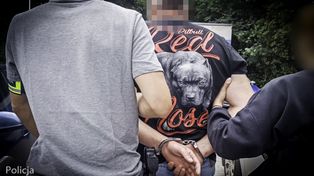 Groził ratownikowi medycznemu. Był pijany i agresywny