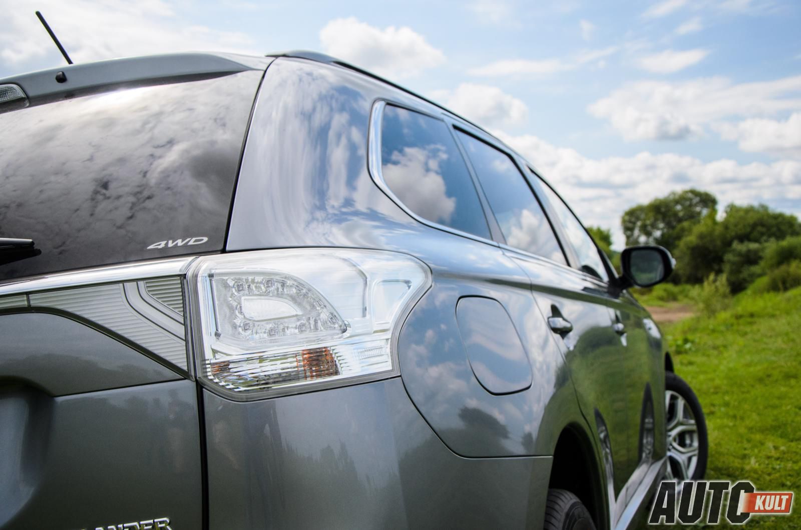 Mitsubishi Outlander PHEV - test [galeria] 11