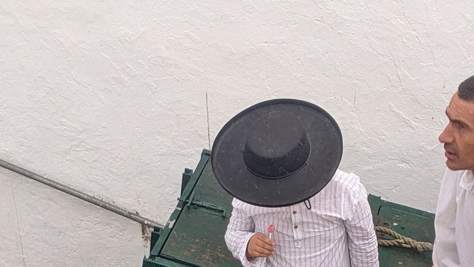 Dzieci są zafascynowane wydarzeniem