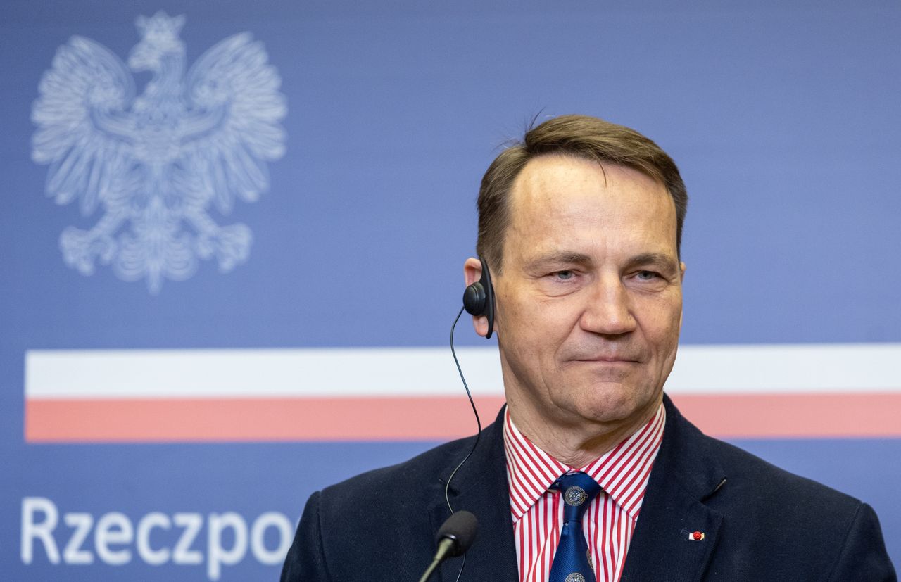 Pomoc dla Kijowa. Sikorski: Trzeba wykorzystać wszystkie ścieżki