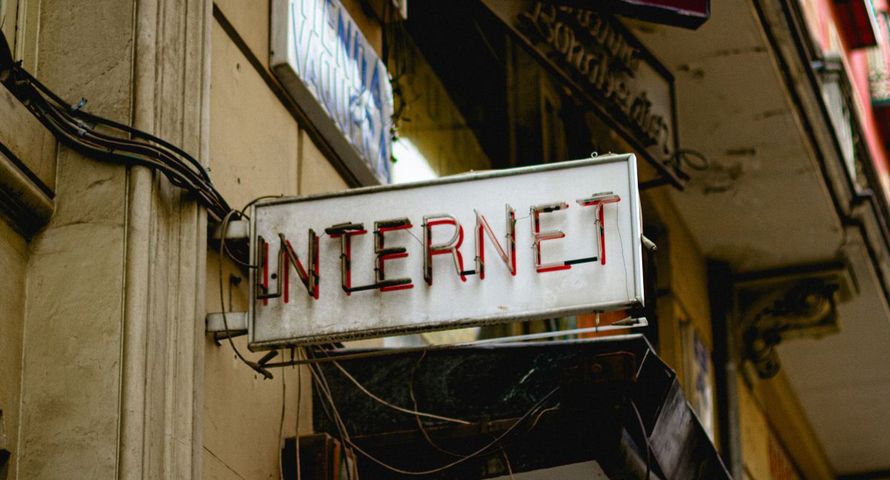 Projekt nowelizacji ustawy ws. blokowania nielegalnych treści w internecie do komisji