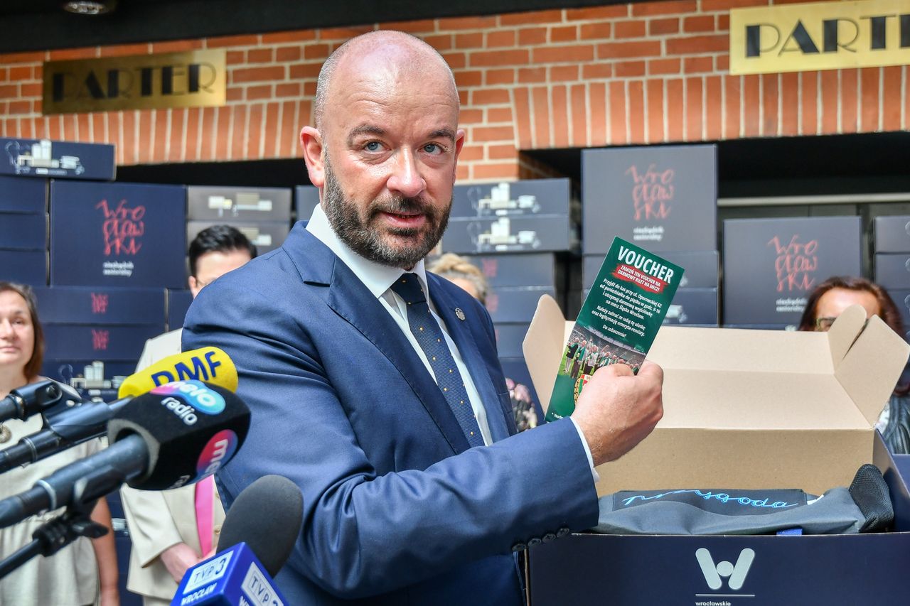 Wrocław. Pierwsza taka inicjatywa w Polsce. Wrocławski Niezbędnik Senioralny