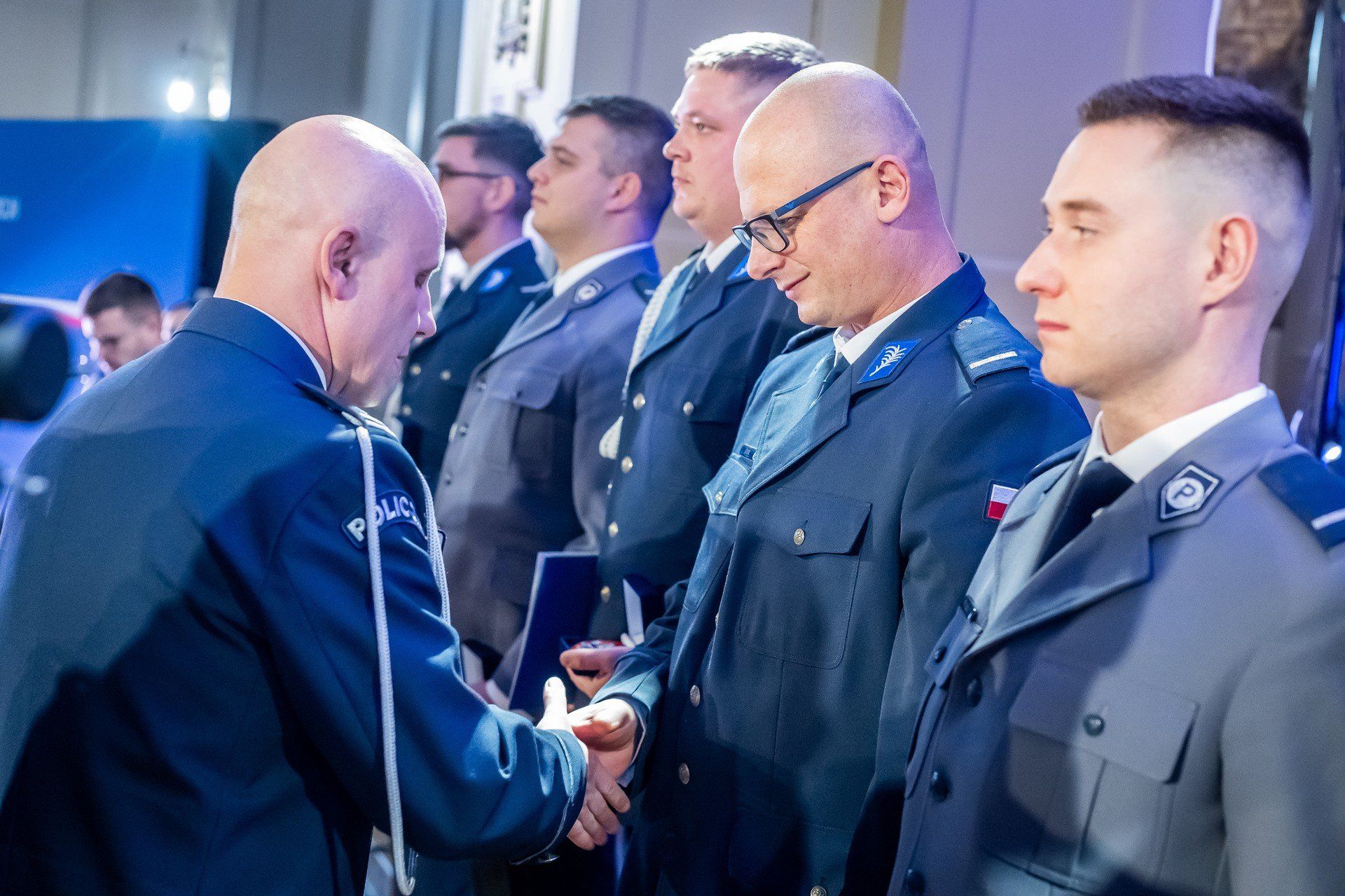 Policjanci którzy, przyczynili się do uratowania życia i zdrowia innej osoby lub wykazali się wyjątkową, prospołeczną postawą w niesieniu pomocy odebrali Kryształowe Serca. 
