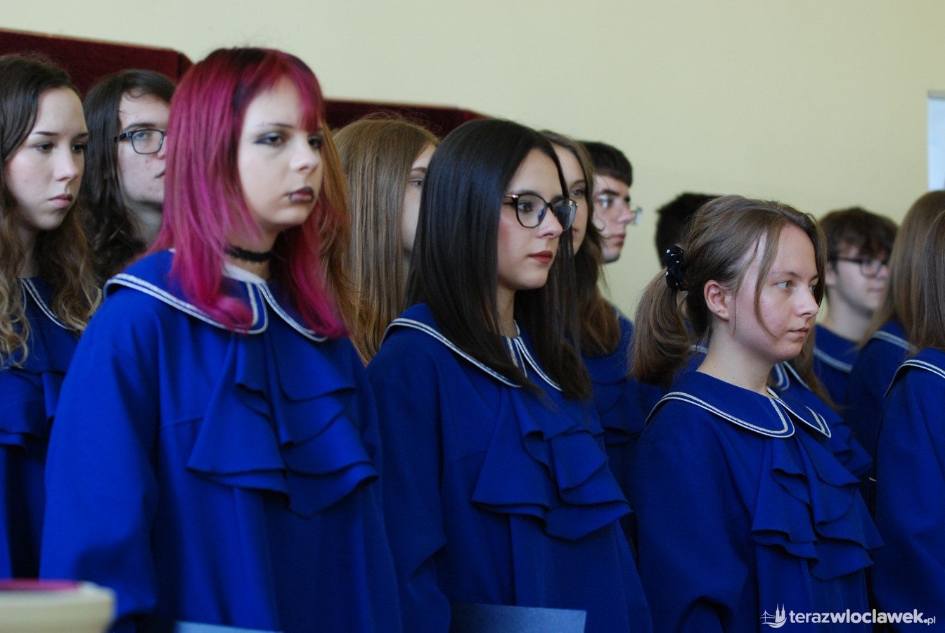zakończenie roku maturzystów w III LO we Włocławku
