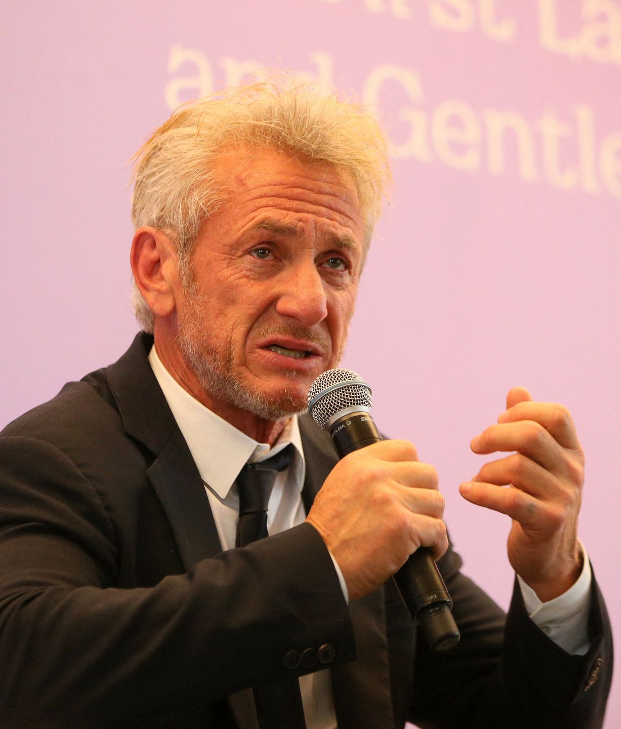 Sean Penn był jednym z prelegentów III Szczytu Pierwszych Dam i Dżentelmenów w Kijowie