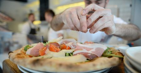 Restauracja za mocno grzeje. Właściciel mieszkania nie mógł się doczekać interwencji nadzoru