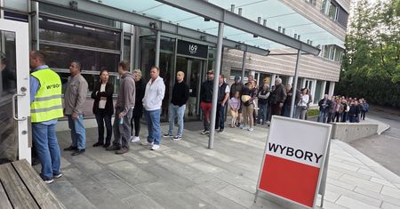 Za granicą zakończyli głosowanie. "W 113 obwodach"