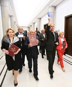 Senatorowie PO: PiS po raz trzeci wykonał zamach na Trybunał Konstytucyjny. PiS: ustawa normalizuje prace