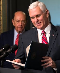 Wiceprezydent USA Mike Pence odrzuca oskarżenia o hipokryzję
