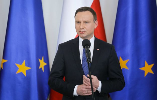 Prezydent Andrzej Duda ws. zamachów: nie ma w tej chwili zagrożenia dla Polski, nie trzeba podnosić stopnia zagrożenia