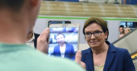 Paweł Lisicki: Premier w roli słonia