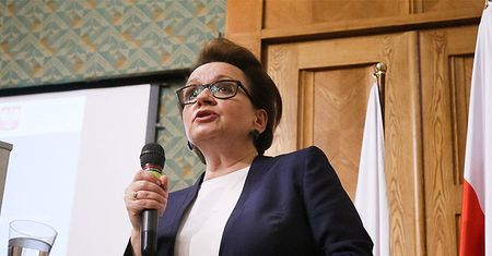 Grzegorz Schetyna: PO złoży wniosek o wotum nieufności dla minister edukacji Anny Zalewskiej