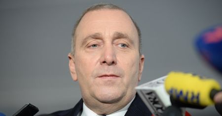 Grzegorz Schetyna: nie chowajcie marszałka Kuchcińskiego