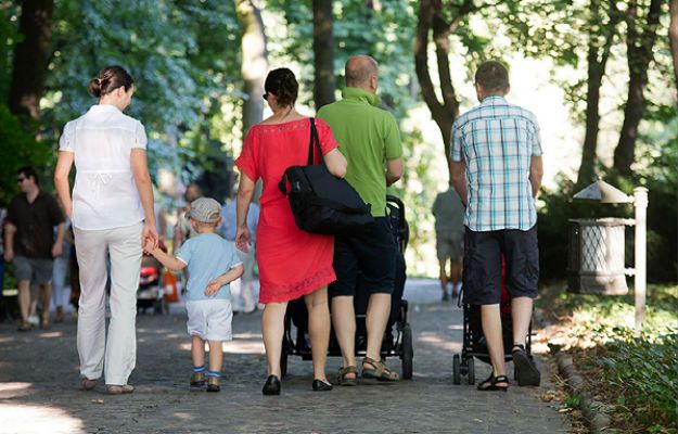 NIK: "rzeczywista kwota wydatków na politykę rodzinną jest nieznana"