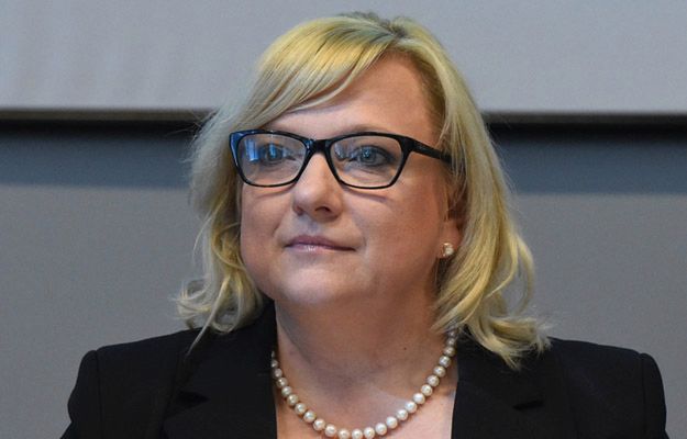 Beata Kempa uderza we Fransa Timmermansa. Seria epitetów