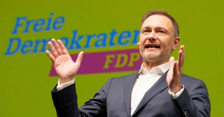 Nieoficjalnie: niemiecki minister finansów przyjmował łapówki od banku